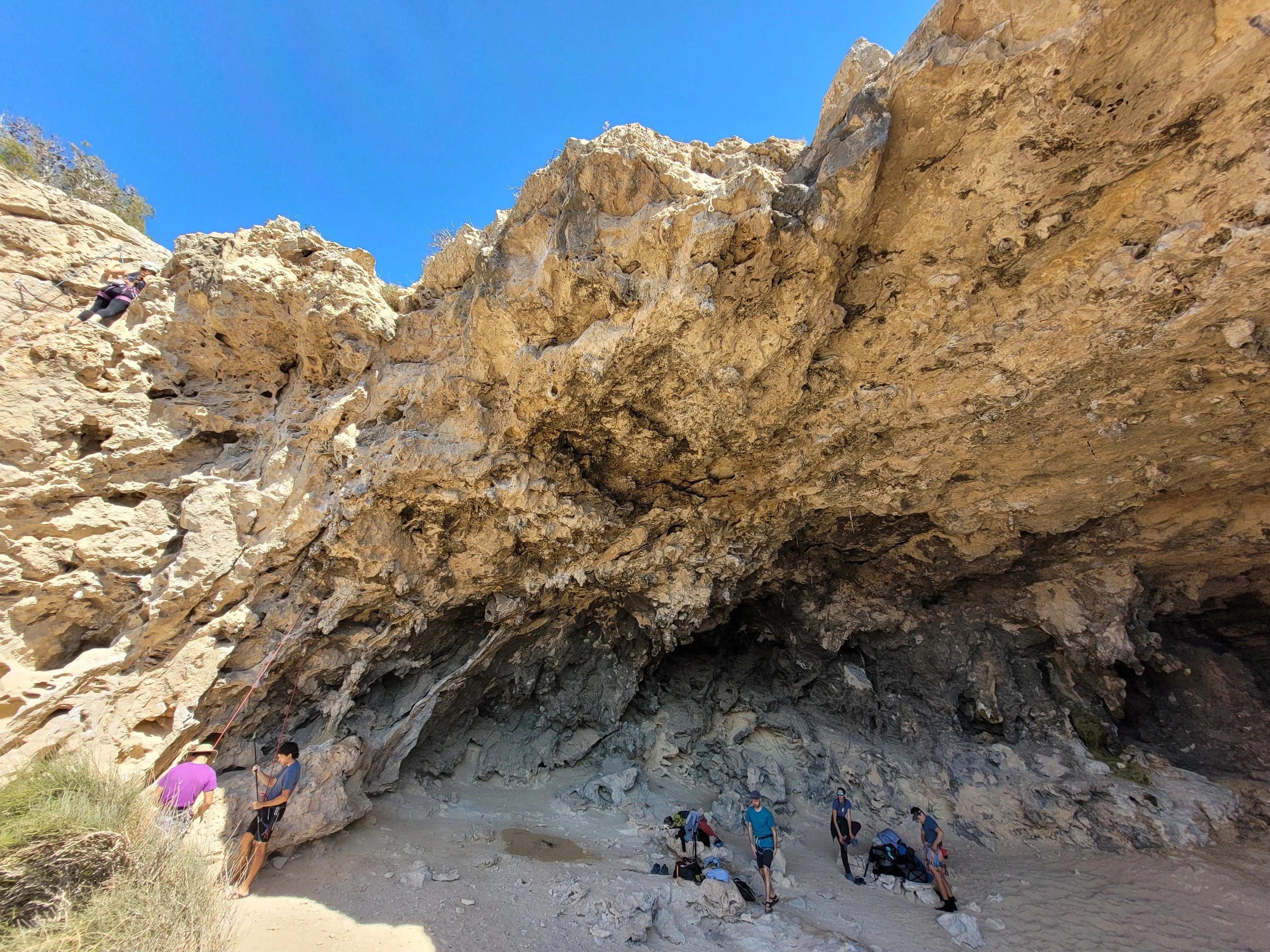 Cueva 2